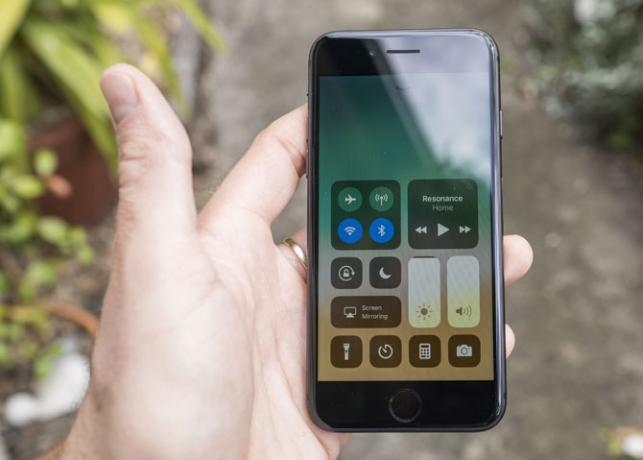 Revisión del iPhone 8: teléfono inteligente, actualización tonta iphone 8 6