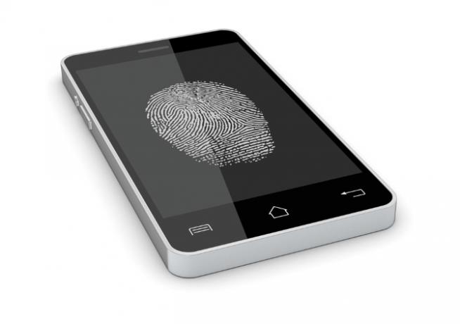 Queda una huella digital residual en la pantalla de un teléfono inteligente