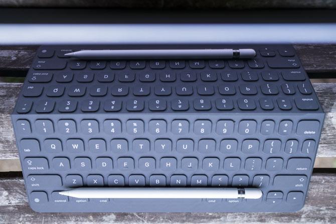 Revisión del iPad Pro 10.5: ¿Es el mejor iPad lo suficientemente bueno? ipad pro 105 keyboard3