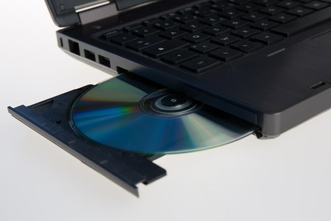 Cómo jugar juegos sin CD usando No-CD Cracks muo gaming nocdcracks dvddrive