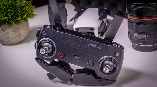 DJI lo vuelve a hacer: Mavic Air Review Mavic Air Controller