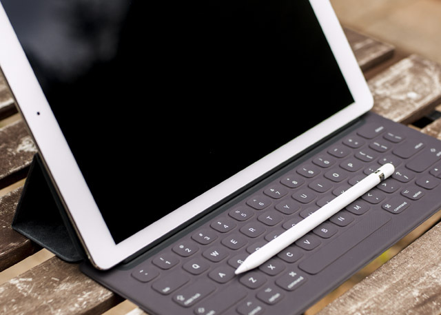 iPad Pro con teclado y lápiz