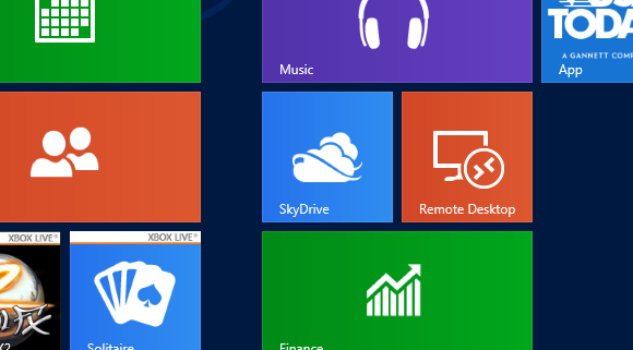 El mosaico SkyDrive se debe encontrar en la pantalla de inicio de Windows 8