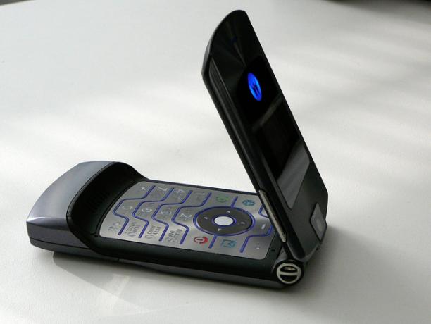 Revisión del teléfono Razer: hay una primera vez para todo moto razr