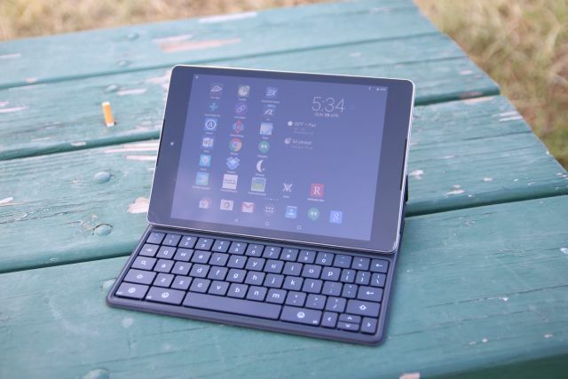 nexus 9 con teclado bluetooth conectado