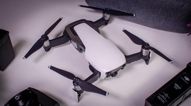 DJI lo vuelve a hacer: Mavic Air Review Mavic Air