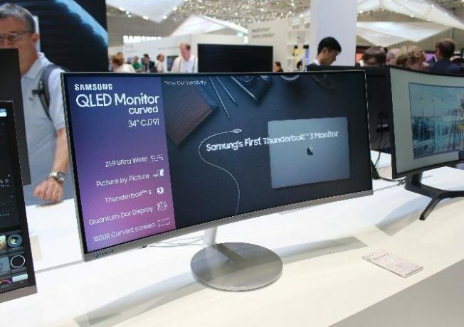 Juegos en IFA 2018: ¿Qué hay de nuevo y qué está de moda? Monitor de juego QLED curvo Samsung CFG70 001 IFA2018 670x472