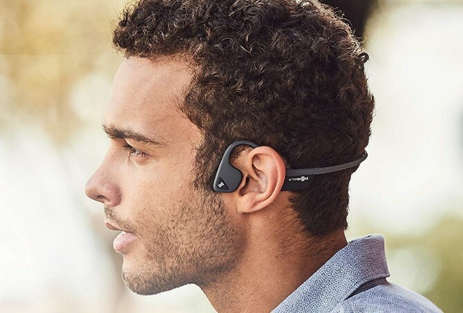 Los Aftershokz Trekz Air son auriculares inalámbricos de conducción ósea para correr, trotar o andar en bicicleta de manera más segura