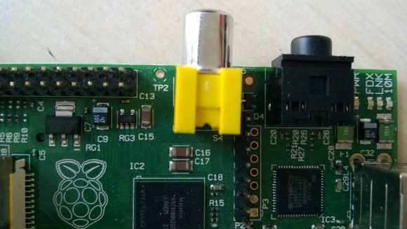 5 formas de mostrar su Raspberry Pi en un monitor o televisor muo rpi monitor rca