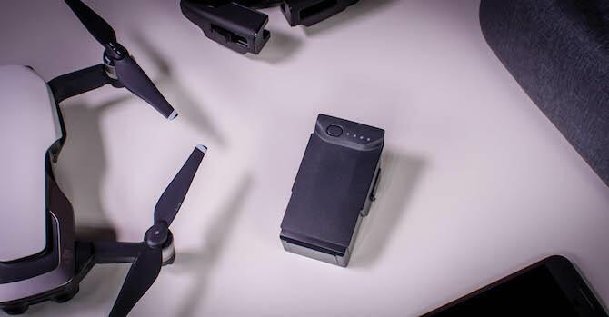 DJI lo vuelve a hacer: Mavic Air Review Mavic Air Battery