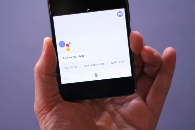 Revisión de Google Pixel 2: ¿Es este el mejor teléfono inteligente? Asistente de Google Active Edge Google Pixel 2 670x447
