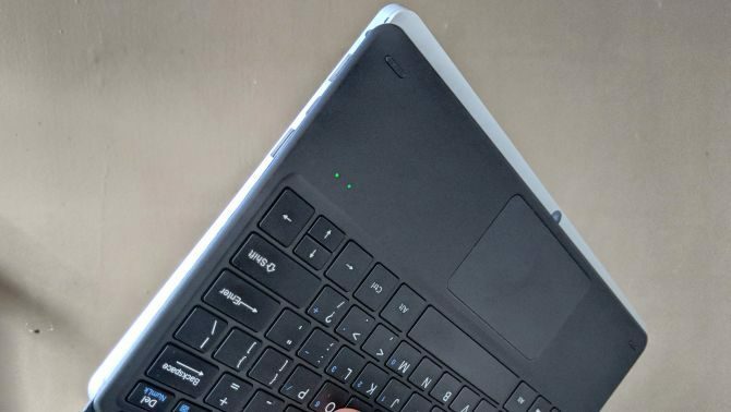 Chuwi SurBook Mini 2-en-1 Tablet Review chuwi plegado surbook mini 2 en 1 670x378