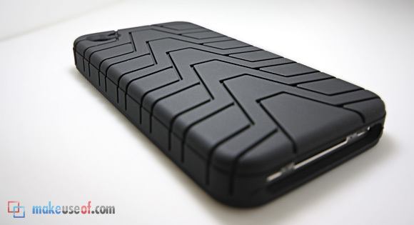 Elago Tire Tread Funda de silicona para iPhone 4 Review and Giveaway silicon1