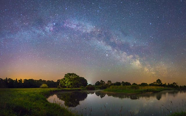 composición de fotografía de cielo nocturno