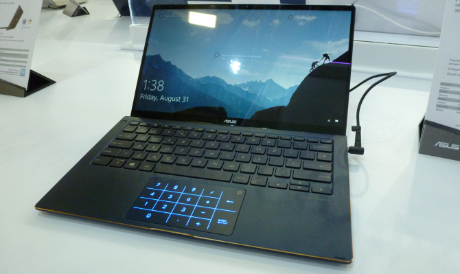 Informática en el hogar en IFA 2018: ¿Qué hay de nuevo y qué está de moda? ASUS ZenBook Flip 13 001 IFA2018